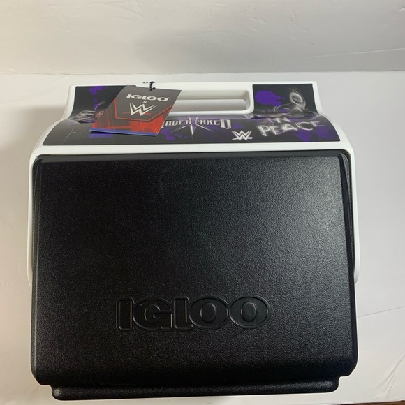 WWE x Igloo The Undertaker 7 Qt Insulated Playmate Cooler NWT - Picture 10 of 11
